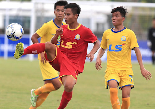 U17 SLNA vào chung kết sau loạt penalty cân não