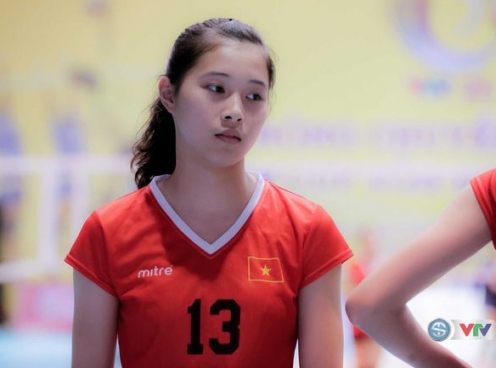 VIDEO: Tài năng của hot girl bóng chuyền Đặng Thu Huyền