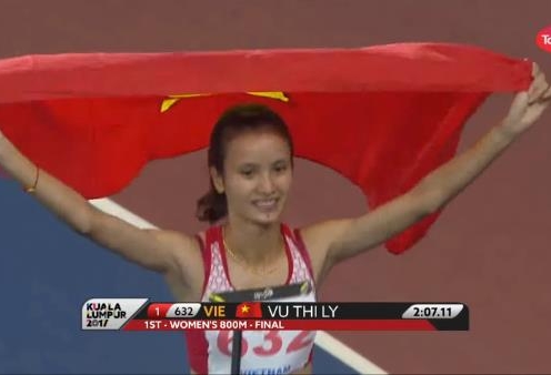 VIDEO: Vũ Thị Ly giành HCV nội dung chạy 800m nữ