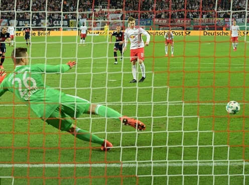 Highlights: Leipzig 1-1(Pen4-5) Bayern Munich (Cup quốc Gia)