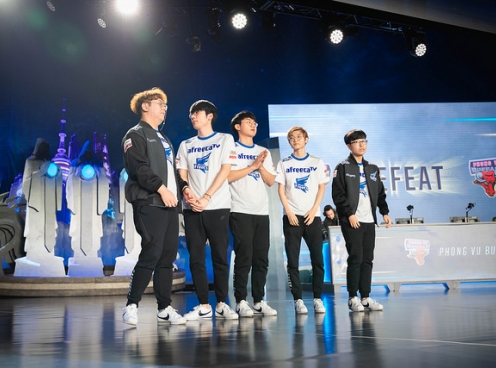 Afreeca Freecs vào tứ kết CKTG: Gian nan vẫn còn phía trước