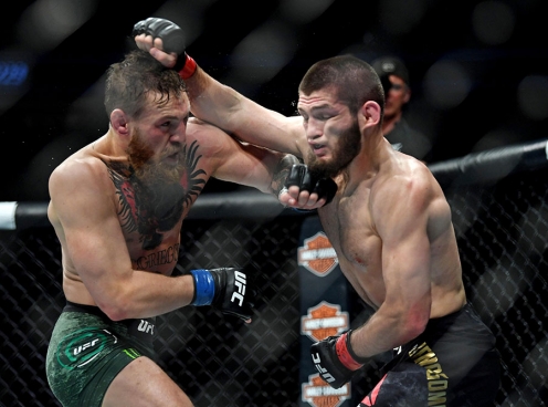 Điều gì đã xảy ra trong trận đấu giữa Conor McGregor vs Khabib Nurmagomedov