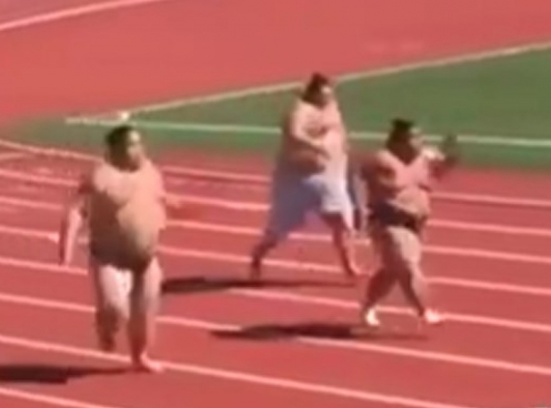 VIDEO: Hài hước khi các võ sĩ Sumo ... chạy thi