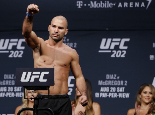 Bị UFC sa thải, Artem Lobov nhắm tới ... Buakaw và Saenchai