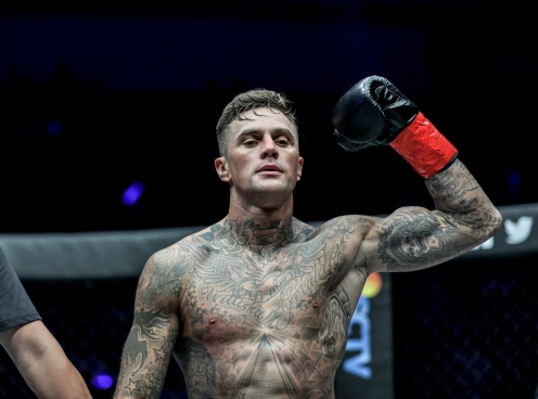 'Nam thần Kickboxing' Nieky Holzken - Biểu tượng mới của ONE Championship