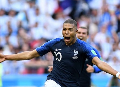 Mbappe toả sáng, Pháp thắng nghẹt thở Argentina để vào tứ kết