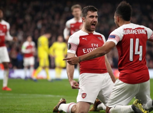 Arsenal, Chelsea dễ thở ở vòng 1/8 Europa League