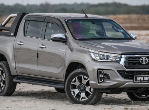 Toyota Hilux 2020 cải tiến diện mạo, nâng cấp động cơ