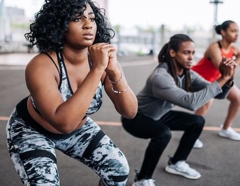 Tập squat mỗi ngày có tốt không?