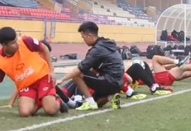 VIDEO: Thêm một sao U22 Việt Nam chấn thương trước trận Ulsan Huyndai