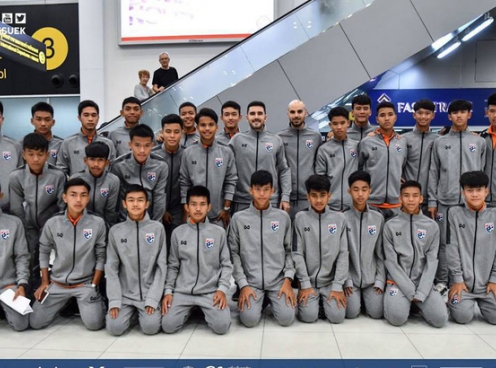 Thái Lan cho đội trẻ đi 'du học', thi đấu với Barca