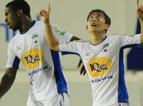 VIDEO: Mạc Hồng Quân - Minh Vương so bàn thắng đẹp vòng 6 V-League