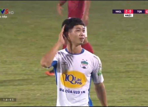 VIDEO: Công Phượng sút phạt đẳng cấp vs Quảng Ninh