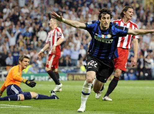 VIDEO: Cú đúp của Milito đưa Inter lên ngôi vô địch tròn 9 năm trước 