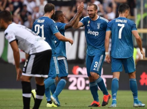 Juventus giành 3 điểm nhọc nhằn trong ngày Ronaldo im tiếng 