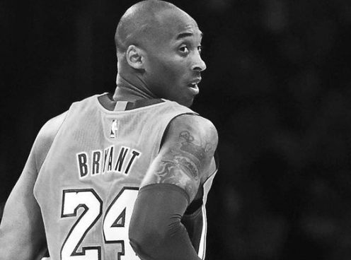 Huyền thoại bóng rổ Kobe Bryant qua đời sau tai nạn thảm khốc