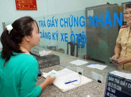 Bỏ yêu cầu xuất trình chứng minh thư khi đăng ký xe