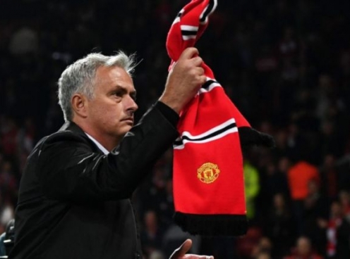 Mourinho sắp trở lại Ngoại hạng Anh đối đầu MU