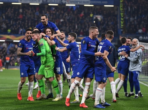 Chelsea lọt vào chung kết Europa League sau loạt đá luân lưu