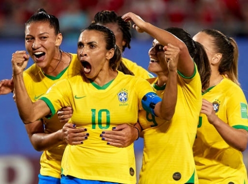 Kết quả bóng đá hôm nay 19/6: Brazil đánh bại Italia