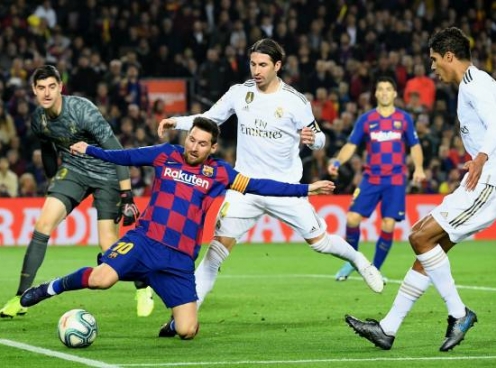 Barca và Real Madrid bất phân thắng bại trong ngày Messi im tiếng