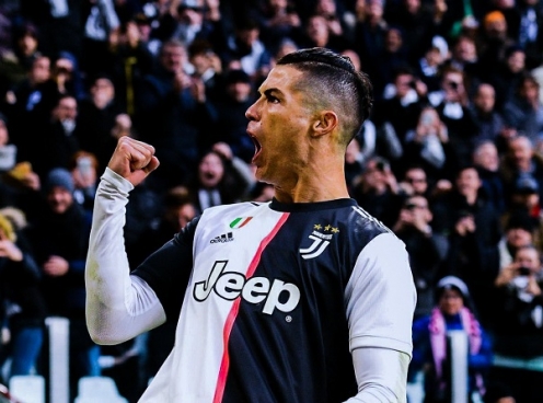 HLV Sarri: 'Tôi muốn giúp Ronaldo giành QBV thứ 6'