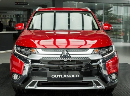 Mitsubishi Outlander 'full option' ra mắt, rẻ hơn 42 triệu VNĐ