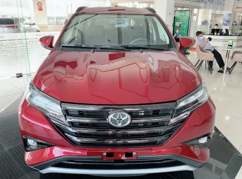 Toyota Rush bất ngờ giảm giá, cạnh tranh Mitsubishi Xpander