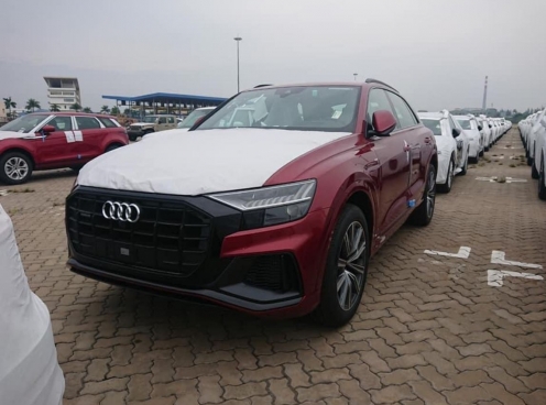 Lô xe Audi Q8 2021 đầu tiên cập bến Việt Nam, giá tạm tính 4,5 tỷ VNĐ