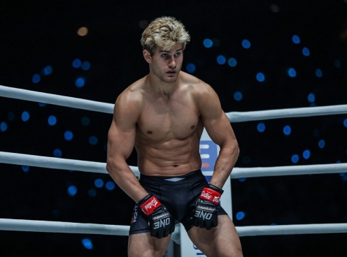 Northcutt: Tiến quân Featherweight và lật đổ Martin Nguyễn?