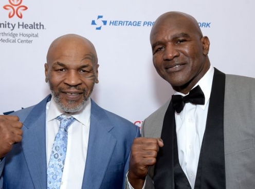 Evander Holyfield nhắn Mike Tyson: Lên võ đài thôi!