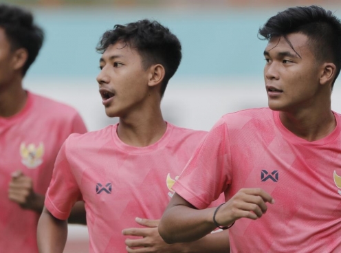 ĐT Indonesia bỏ áo đấu Nike chuyển sang Warrix của Thái Lan