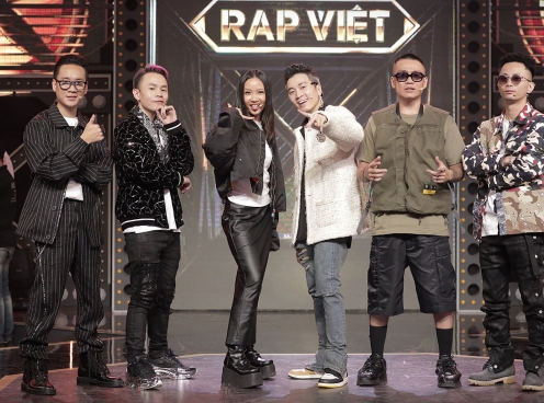 Soi outfit trăm triệu của Rhymastic, JustaTee và dàn HLV Rap Việt