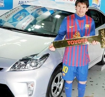 Khám phá thế giới xe khủng trong bộ sưu tập xe của Messi
