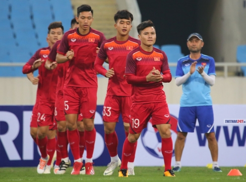 Đội hình chính thức U23 Việt Nam: Đức Chinh đá chính, Quang Hải dự bị