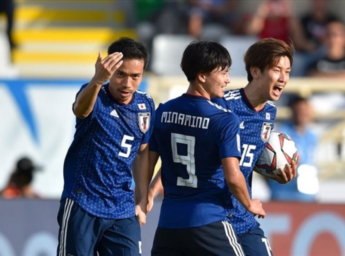 Thiếu Son Heung Min, Hàn Quốc thua đậm đội bóng số 1 châu Á