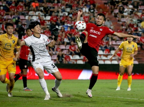ĐHTB Thai League thiếu vắng Văn Lâm