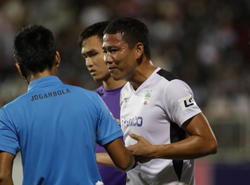 Vì sao Kiatisak loại 'nhà vô địch AFF Cup' khỏi kế hoạch nâng tầm HAGL?