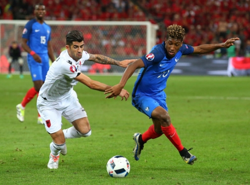 Pháp vs Albania: Gà trống gáy vang
