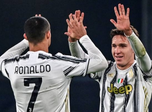 Song sát lập công, Juventus thoát thua ngoạn mục trên sân nhà