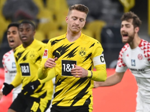 Dortmund bị cầm chân bởi đội bóng áp chót trên BXH