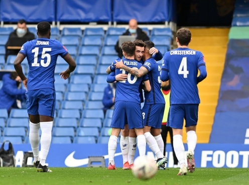 Chelsea thẳng tiến vào bán kết với chiến thắng trên sân nhà