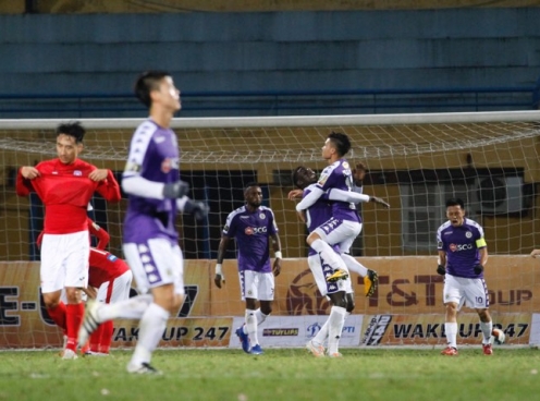 Vùi dập TQN, Hà Nội tiếp tục thể hiện đẳng cấp số 1 V.League