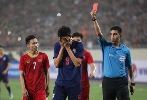 Tuyển thủ Thái Lan vẫn bị 'ám ảnh' bởi trận thua Việt Nam