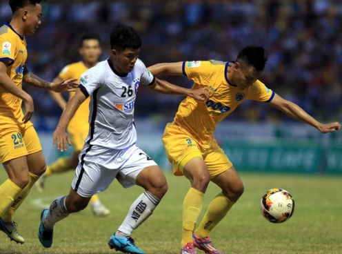 Cựu tuyển thủ U19 tỏa sáng khiến Thanh Hóa rộng cửa xuống hạng