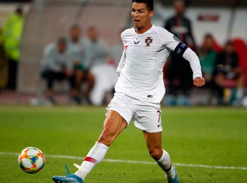 VIDEO: Ronaldo lập 'hattrick hỏng ăn' chỉ trong 15 giây