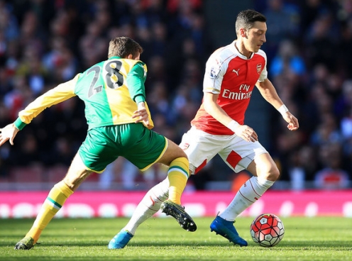 Norwich vs Arsenal: Chờ dấu ấn của Ljungberg