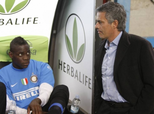 Tượng đài Inter: 'Balotelli rất khiêm tốn'