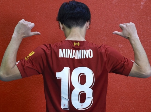 Minamino đến Liverpool để thay ai trên hàng công?
