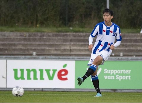  Văn Hậu phát động tấn công mang về bàn thắng cho Jong Heerenveen